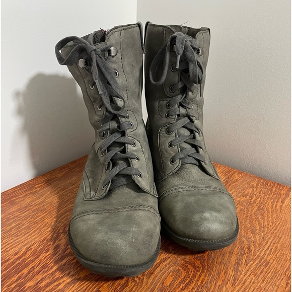 COBB HILL Bethany, Grey Sz US
10 Fall/winter boots - Picture 5 of 6